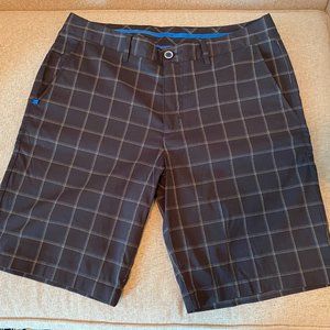 TOMMY BAHAMA MATCH PLAY BLACK PLAID SHORTS - SIZE 32 -
